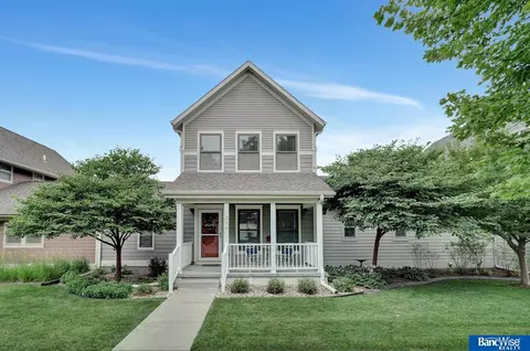 235 N 24th St, Lincoln, NE 68503