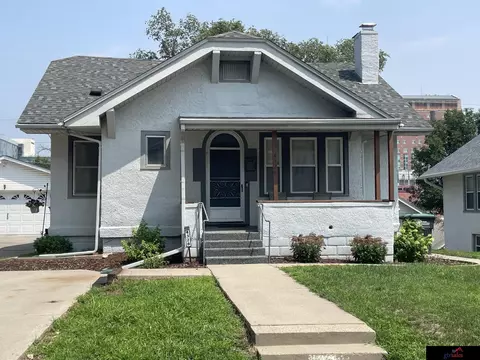 4328 Marcy St, Omaha, NE 68105