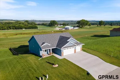 911 Fairview Hills Dr, Malvern, IA 51551