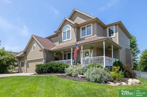 11904 Timberridge Dr, Papillion, NE 68133