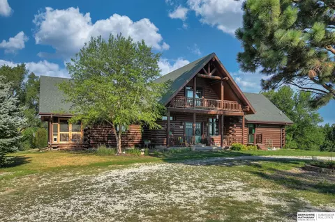 13976 County Road P18, Blair, NE 68008