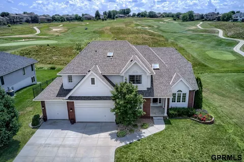 1907 Spencer St, Bellevue, NE 68123