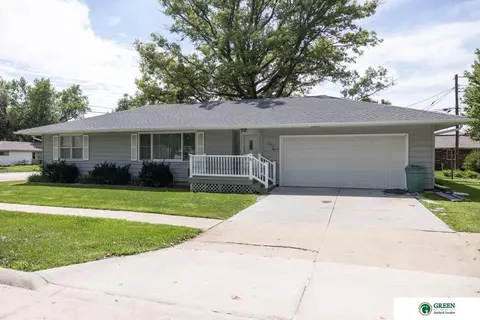 603 N Delaware Ave, York, NE 68467