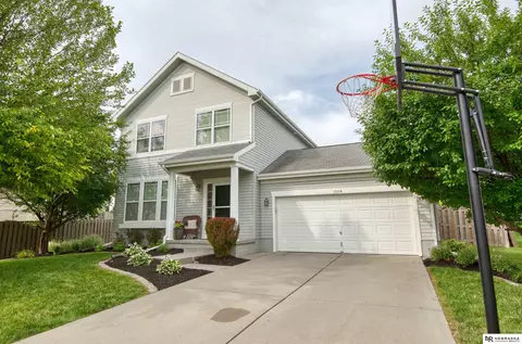 1504 N 209th St, Omaha, NE 68022