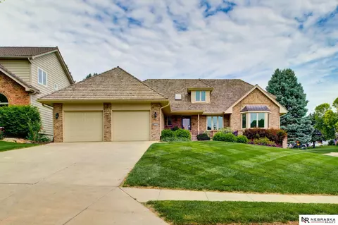 15504 William St, Omaha, NE 68144
