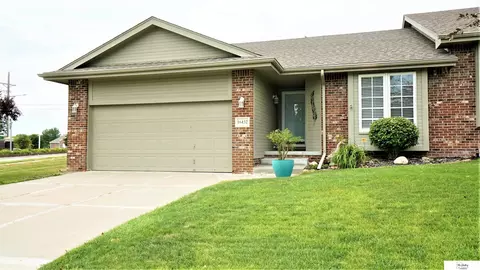 16432 Audrey St, Omaha, NE 68136