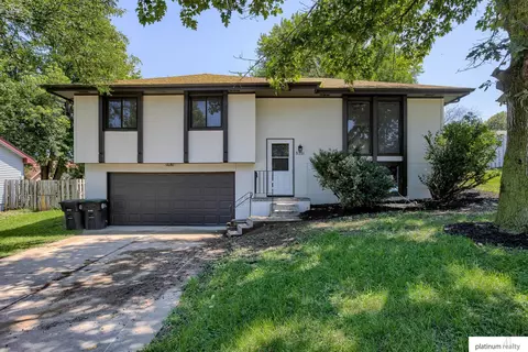 5711 N 129 St, Omaha, NE 68164