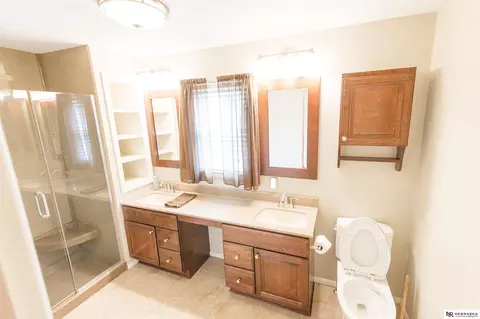 2001 S 4th Ave, Beatrice, NE 68310 photo 7