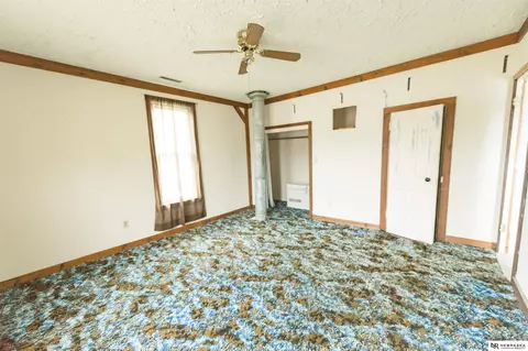 2001 S 4th Ave, Beatrice, NE 68310 photo 9