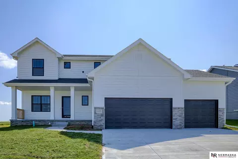 11909 S 110 St, Papillion, NE 68046