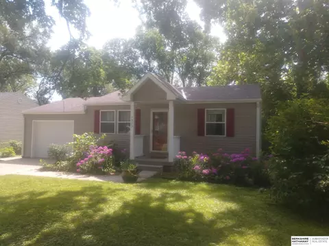 1523 Valley St, Plattsmouth, NE 68048