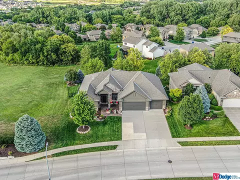 18522 Indiana St, Omaha, NE 68022