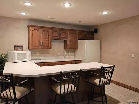606 Springview Cir, Beatrice, NE 68310 photo 35