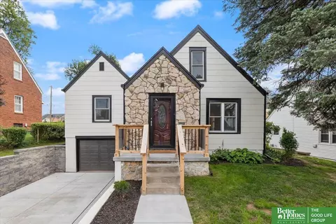 5845 Hickory St, Omaha, NE 68106