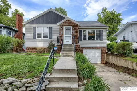 2743 N 48 Ave, Omaha, NE 68104