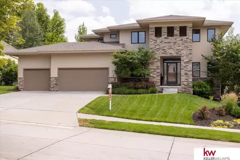14839 Potter St, Bennington, NE 68007