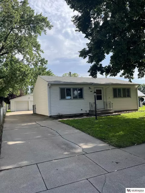 7217 Platte Ave, Lincoln, NE 68507