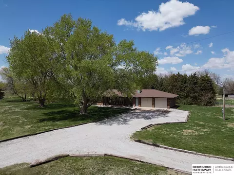1980 23 Rd, Dwight, NE 68635 photo 2
