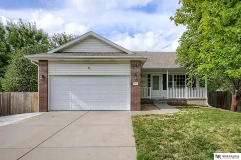 600 W S St, Lincoln, NE 68528