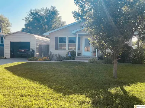 1311 N Indiana Ave, York, NE 68467