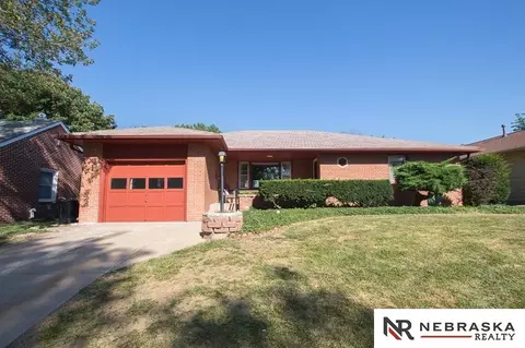 2232 S 34th St, Lincoln, NE 68506