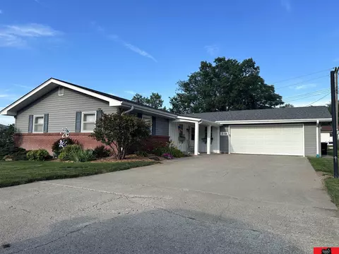 318 E Weiler St, West Point, NE 68788