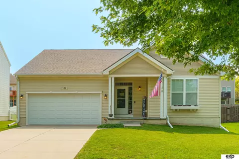 1586 N 208th Ave, Omaha, NE 68022