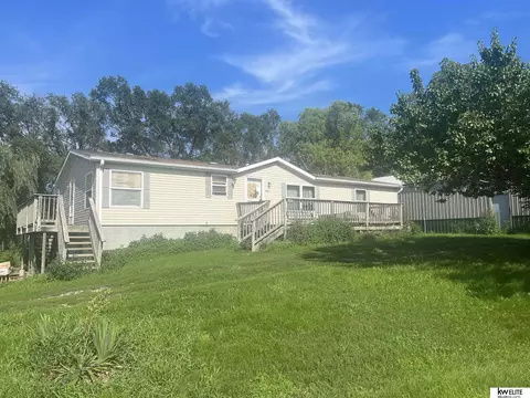 918 Swedeburg Rd, Wahoo, NE 68066