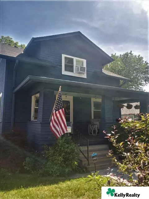 3917 Martha St, Omaha, NE 68105