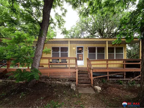 2165 Blue River Lodge Cir #38, Crete, NE 68333