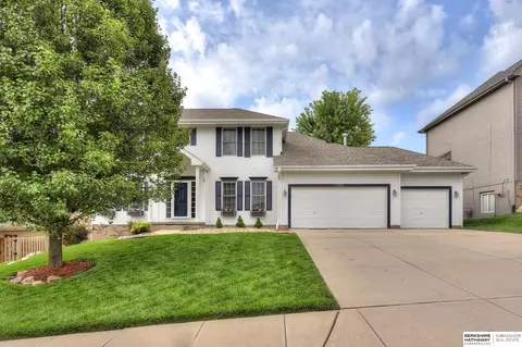 15221 Nebraska Ave, Omaha, NE 68116