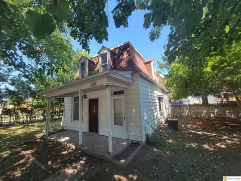 106 S Colorado Ave, Minden, NE 68959