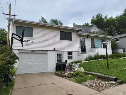 1515 K St, Auburn, NE 68305