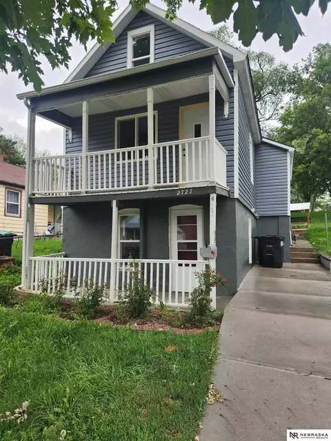 2727 S 25th St, Omaha, NE 68105