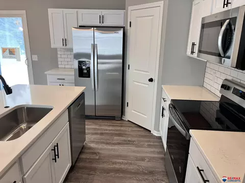 2016 E 17th St, York, NE 68467 photo 7