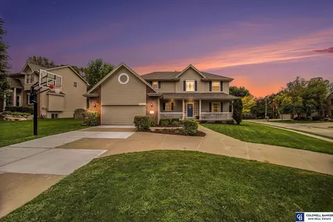 17733 Shirley St, Omaha, NE 68130