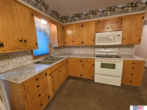 926 N 21st St, Beatrice, NE 68310 photo 5