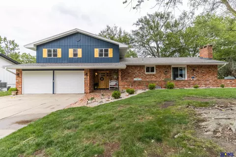 1058 Eastridge Dr, Seward, NE 68434