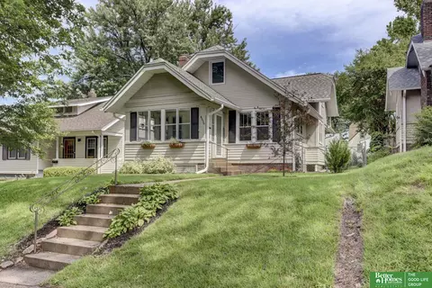 4536 William St, Omaha, NE 68106