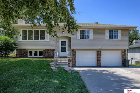 4210 N 100 St, Omaha, NE 68134