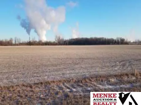 17850 Bunge Ave, Council Bluffs, IA 51503