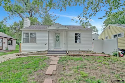 3904 S 15th St, Lincoln, NE 68502