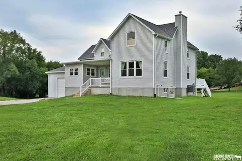 422 House St, Avoca, NE 68307