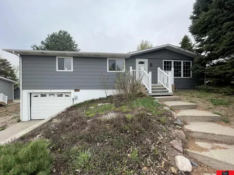 517 W 3rd St, Clarkson, NE 68629
