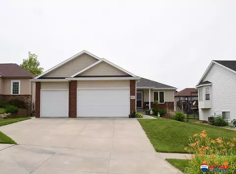 8005 S 59th St, Lincoln, NE 68516