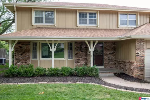 11441 Taylor St, Omaha, NE 68164