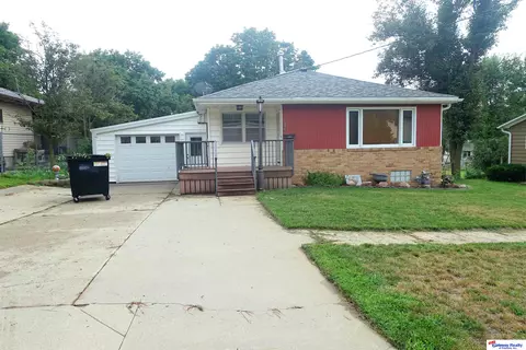 803 E Willow St, West Point, NE 68788