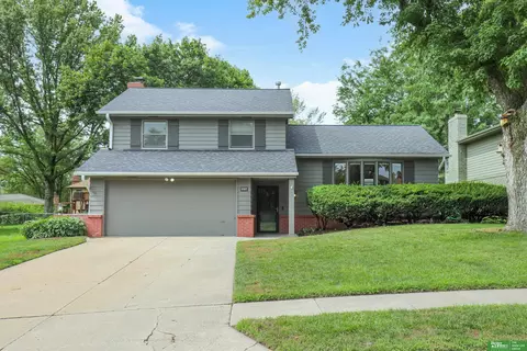 11417 Grand Cir, Omaha, NE 68164