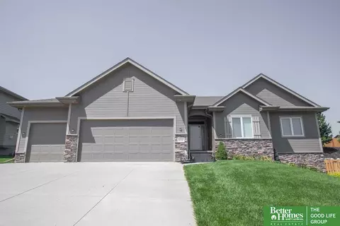 4552 S 198th St, Omaha, NE 68135