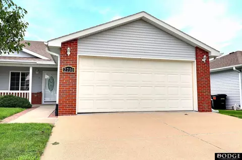 2730 N Laverna St, Fremont, NE 68025